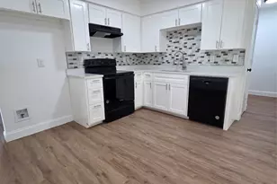 10525 Big Thicket Dr, Dallas, TX 75217 - Photo 8