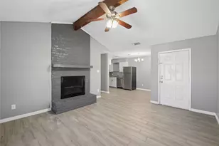 7726 Jennifer Ln, North Richland Hills, TX 76182 - Photo 6