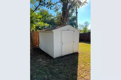 305 W Houston Street, Leonard, TX 75452 - Photo 16