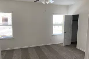 2402 Siskiyou St, Lewisville, TX 75056 - Photo 2