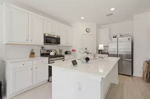 437 Ridge Dr, Justin, TX 76247 - Photo 8