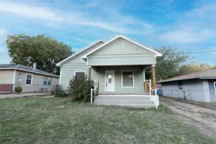 507 Orchard St, Bowie, TX 76230 - Photo 1