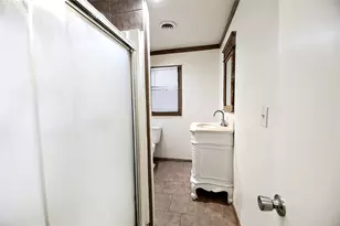 507 Orchard St, Bowie, TX 76230 - Photo 18
