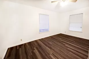 507 Orchard St, Bowie, TX 76230 - Photo 20