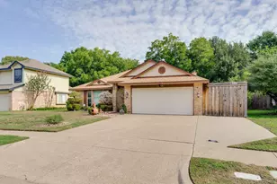 4948 Shady Oak Trail, Grand Prairie, TX 75052 - Photo 26