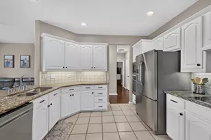 2039 Camelot Dr, Lewisville, TX 75067 - Photo 8