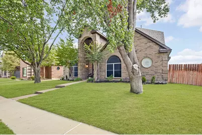 2039 Camelot Drive, Lewisville, TX 75067 - Photo 4