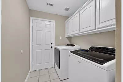 2039 Camelot Drive, Lewisville, TX 75067 - Photo 34