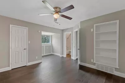 1448 Weiler Boulevard, Fort Worth, TX 76112 - Photo 20