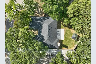 2304 Belfry Court, Arlington, TX 76011 - Photo 2