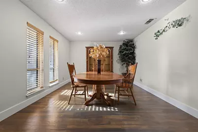 2304 Belfry Court, Arlington, TX 76011 - Photo 8
