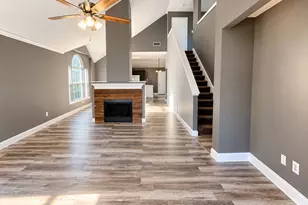 5634 Indian Hill Dr, Arlington, TX 76018 - Photo 4