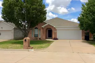 3605 Lasso Rd, Fort Worth, TX 76262 - Photo 2