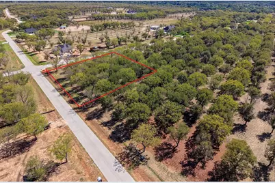 2513 Buckskin Drive, Granbury, TX 76049 - Photo 4