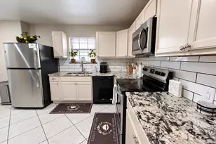 5125 Cloyce Ct, North Richland Hills, TX 76180 - Photo 10