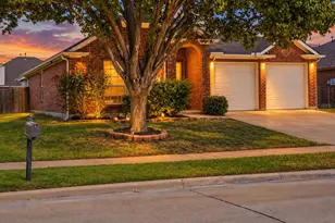 1029 Abigail Dr, Arlington, TX 76002 - Photo 1