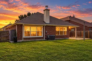 1029 Abigail Dr, Arlington, TX 76002 - Photo 2