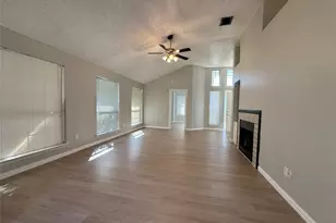 6511 Devine Dr, Arlington, TX 76001 - Photo 10