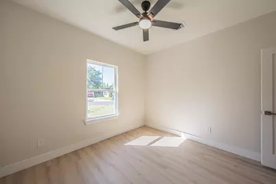 1019 Newby Avenue, Bridgeport, TX 76426 - Photo 24