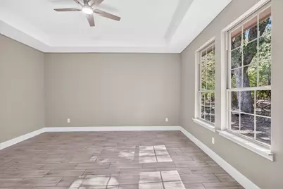 1093 Oak Ridge Drive, Oak Ridge, TX 75160 - Photo 8