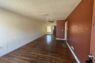 5037 Fairfax St, Fort Worth, TX 76116 - Photo 2