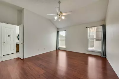 325 Crestview Drive, Arlington, TX 76018 - Photo 12