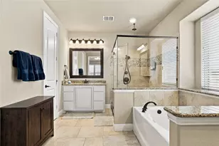 2820 Mariposa Dr, Grand Prairie, TX 75054 - Photo 14