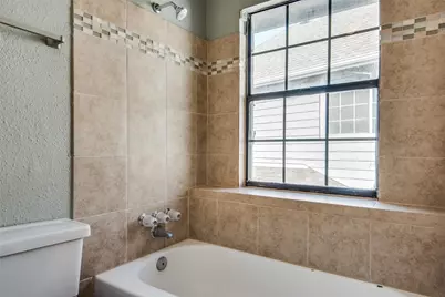 300 Canyon Lane, Irving, TX 75063 - Photo 10
