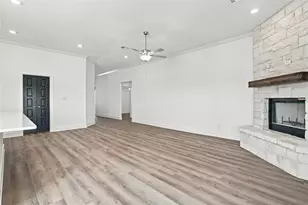 4215 Hummingbird Dr, Sherman, TX 75092 - Photo 6