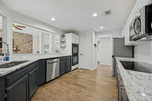 2709 Edinboro Dr, Arlington, TX 76012 - Photo 8