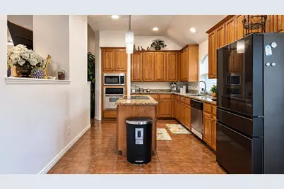 2229 Templeton Drive, Arlington, TX 76006 - Photo 4