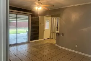 2426 Lasalle Dr, Irving, TX 75062 - Photo 4