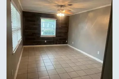 2426 Lasalle Drive, Irving, TX 75062 - Photo 8