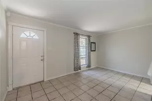 1104 Crane Dr, Euless, TX 76039 - Photo 4
