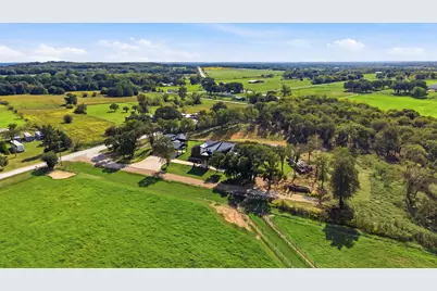 141 County Road 2115, Gainesville, TX 76240 - Photo 2