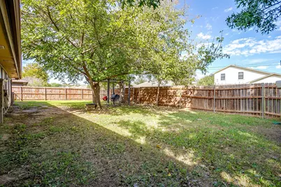 1219 Hyde Park Boulevard, Cleburne, TX 76033 - Photo 36