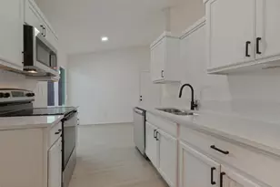 909 Maydelle Ln, Garland, TX 75042 - Photo 12