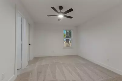 909 Maydelle Lane, Garland, TX 75042 - Photo 16