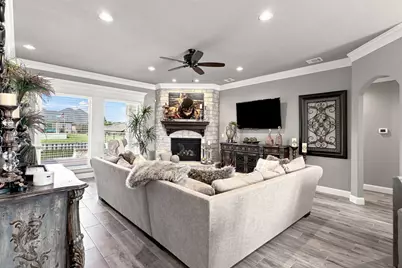 1601 Malibu Bay Court, Granbury, TX 76048 - Photo 6
