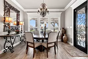 1601 Malibu Bay Ct, Granbury, TX 76048 - Photo 12