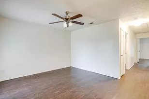 10265 Aurora Dr, Fort Worth, TX 76108 - Photo 4
