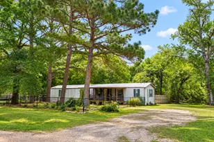 103 Cedar Ridge Dr, Eustace, TX 75124 - Photo 2