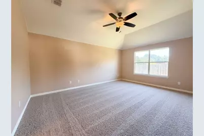 5327 Lake Gardens Drive, Grand Prairie, TX 75052 - Photo 4