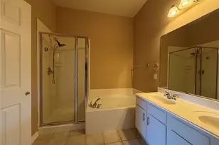 5327 Lake Gardens Drive, Grand Prairie, TX 75052 - Photo 16