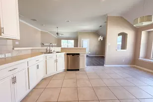 5327 Lake Gardens Drive, Grand Prairie, TX 75052 - Photo 2