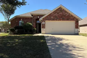 5327 Lake Gardens Drive, Grand Prairie, TX 75052 - Photo 1