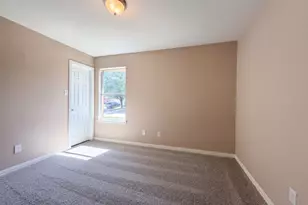 5327 Lake Gardens Drive, Grand Prairie, TX 75052 - Photo 12