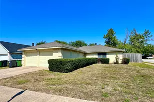 2319 Redbrook Dr, Arlington, TX 76014 - Photo 1