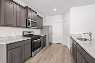 1304 Palamedes Dr, Fort Worth, TX 76140 - Photo 2