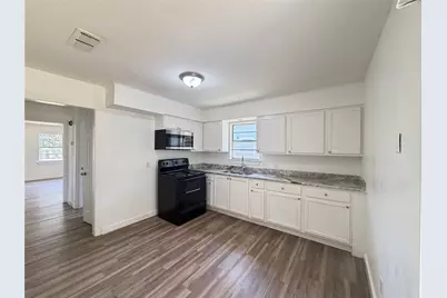108 E Kirby Avenue, Quinlan, TX 75474 - Photo 14